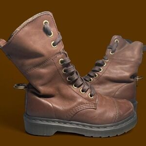 Brown leather Dr Marten boots‎ size 6 woman